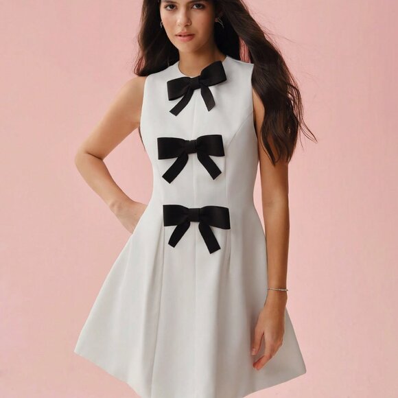 White Elegant Women's Bow Decor Waist Cinched Sleeveless Mini Dress - Picture 4 of 7